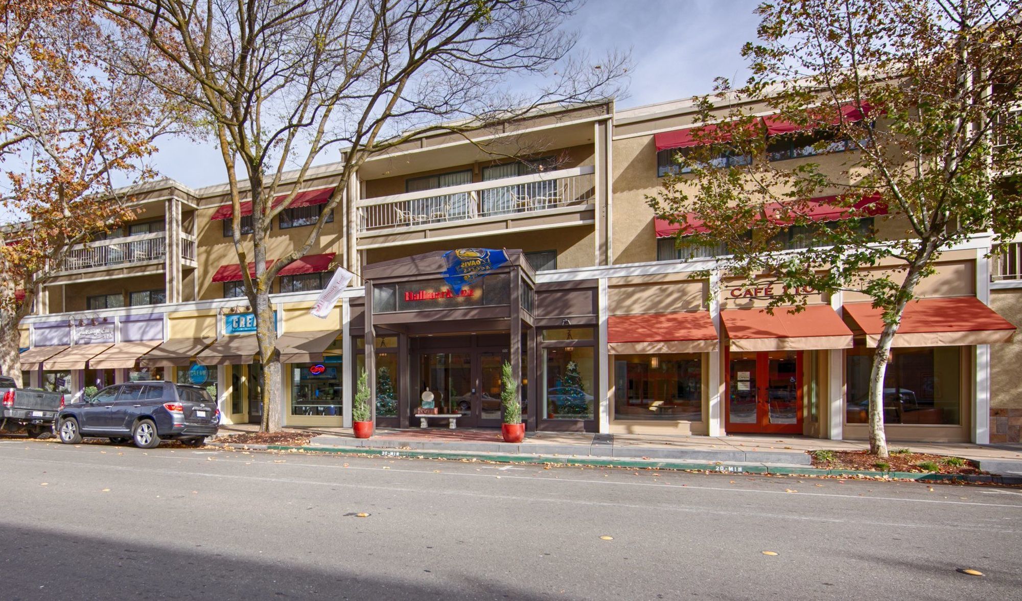 Hilton Garden Inn Davis Downtown Exterior photo